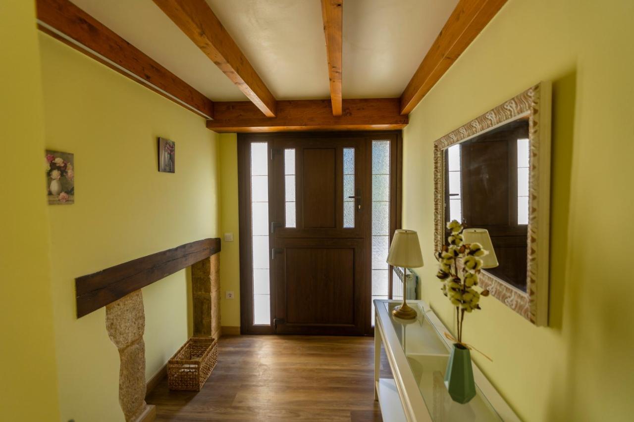 Apartamentos Casona Del Campo Navia Dış mekan fotoğraf